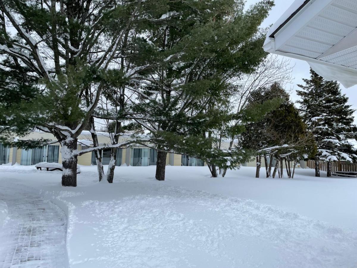 Ambassador Motel Sault Ste. Marie Dış mekan fotoğraf