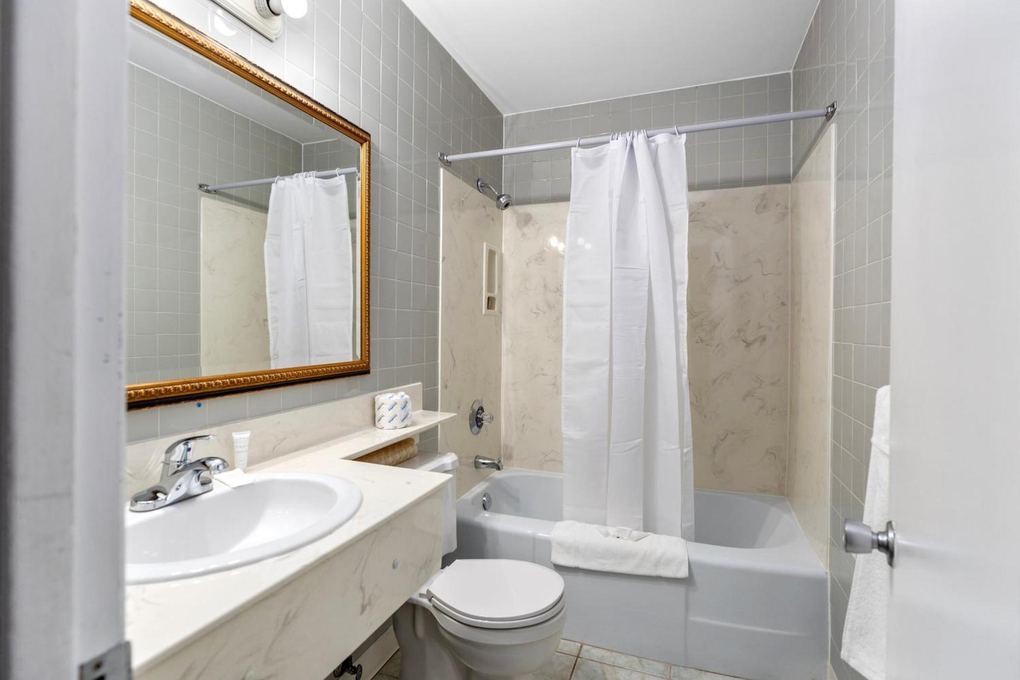 Ambassador Motel Sault Ste. Marie Dış mekan fotoğraf