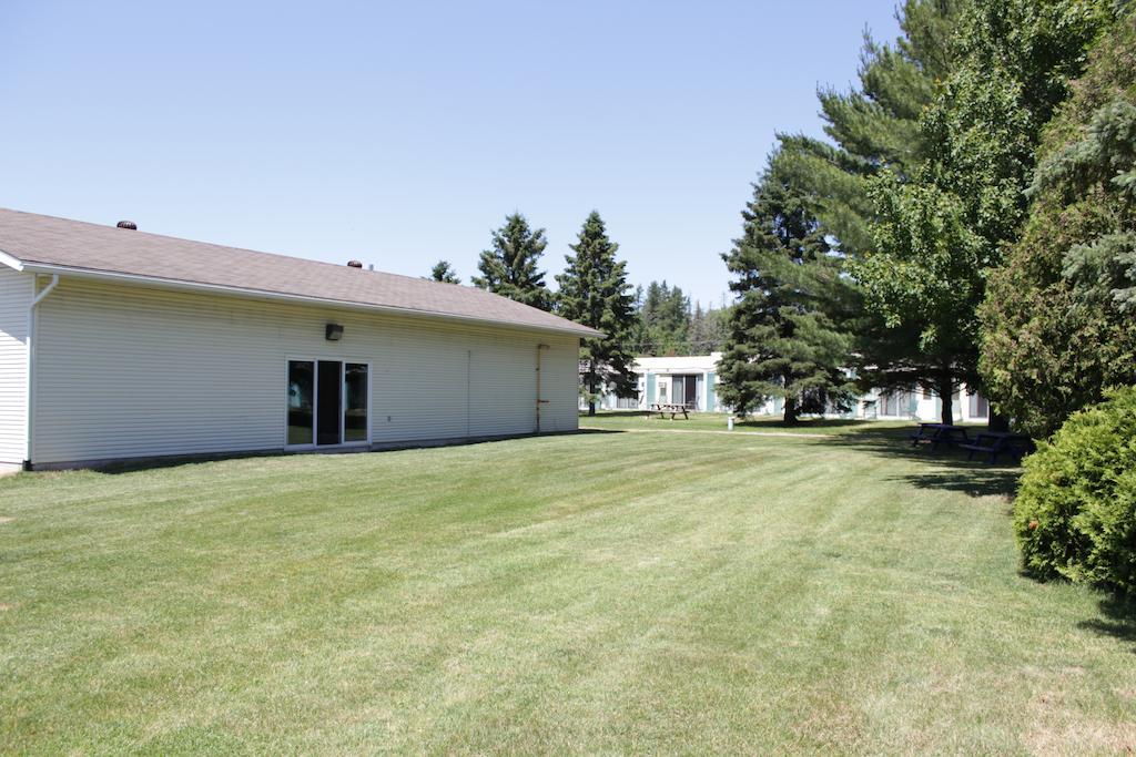 Ambassador Motel Sault Ste. Marie Dış mekan fotoğraf