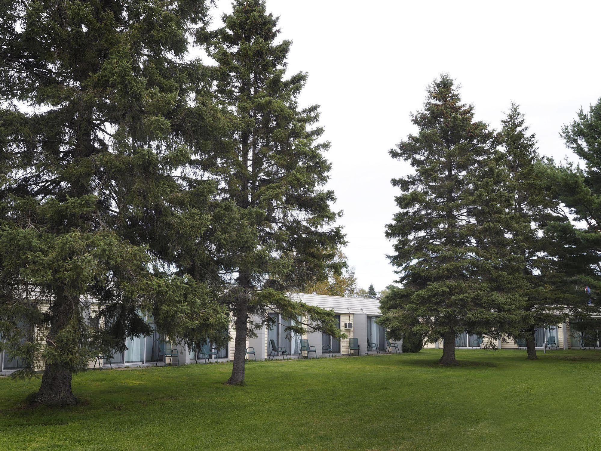 Ambassador Motel Sault Ste. Marie Dış mekan fotoğraf
