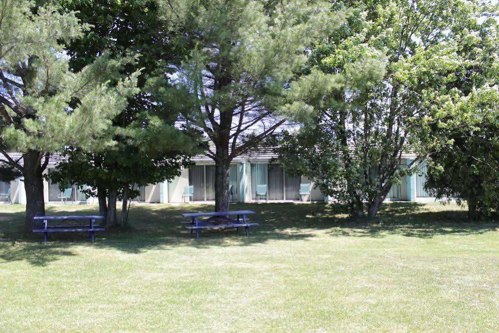 Ambassador Motel Sault Ste. Marie Dış mekan fotoğraf